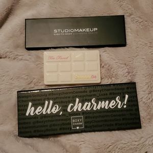 Eyeshadow pallet bundle